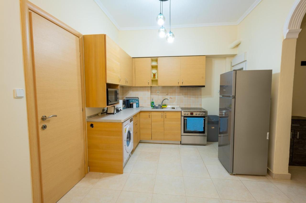 Niovi, Stylish Apartment Near The Waterfront Солун Екстериор снимка