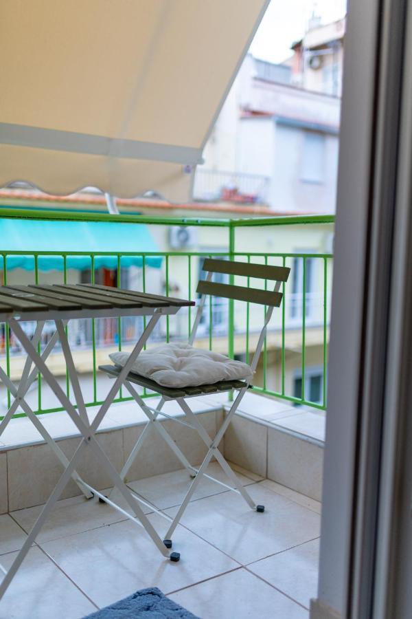 Niovi, Stylish Apartment Near The Waterfront Солун Екстериор снимка