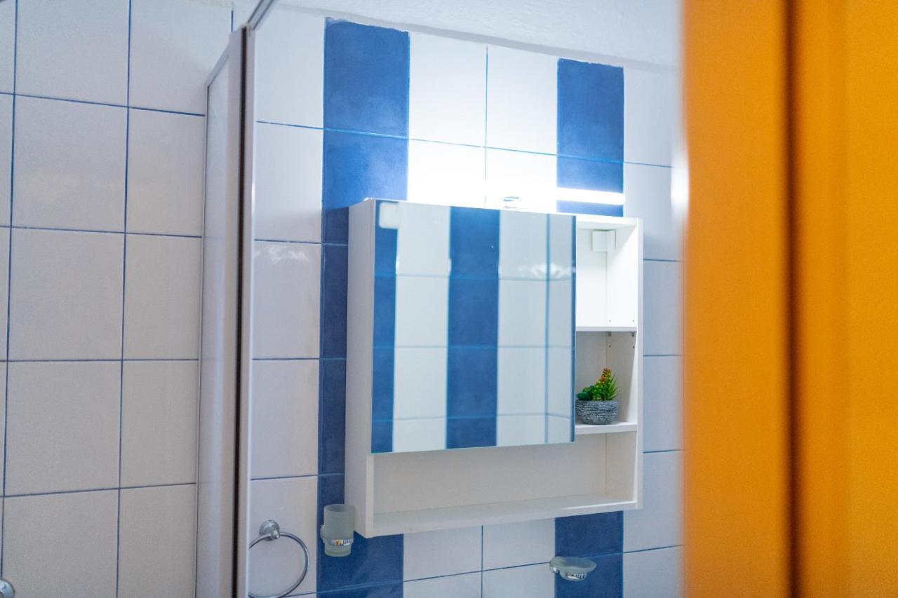 Niovi, Stylish Apartment Near The Waterfront Солун Екстериор снимка