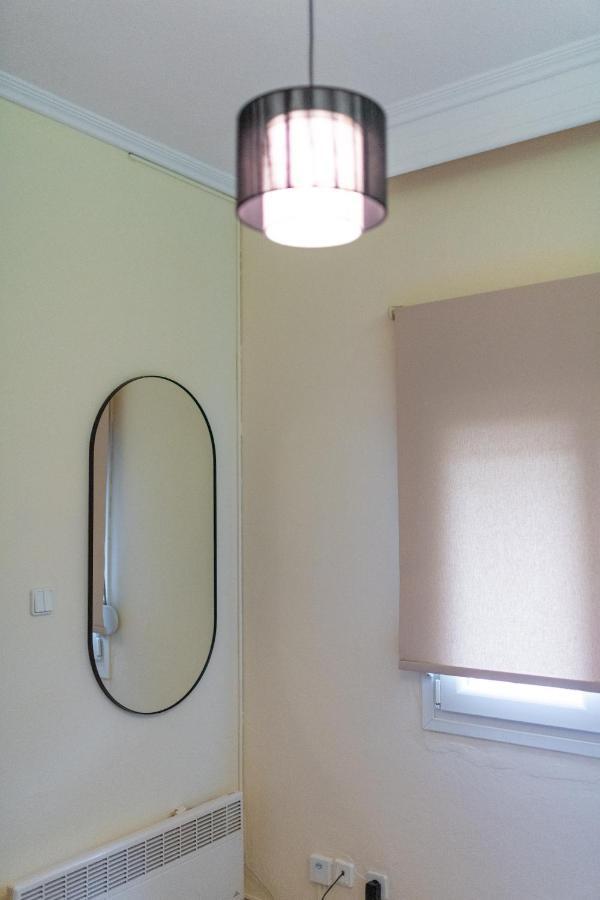 Niovi, Stylish Apartment Near The Waterfront Солун Екстериор снимка