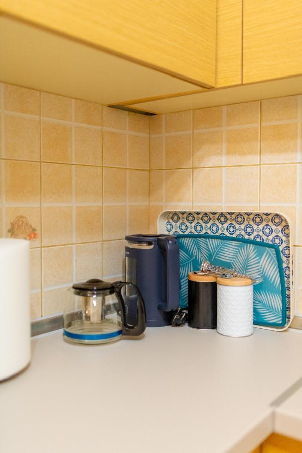 Niovi, Stylish Apartment Near The Waterfront Солун Екстериор снимка